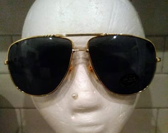 True Vtg Sport Gold Tone  Aviators sunglasses 1980  NWT