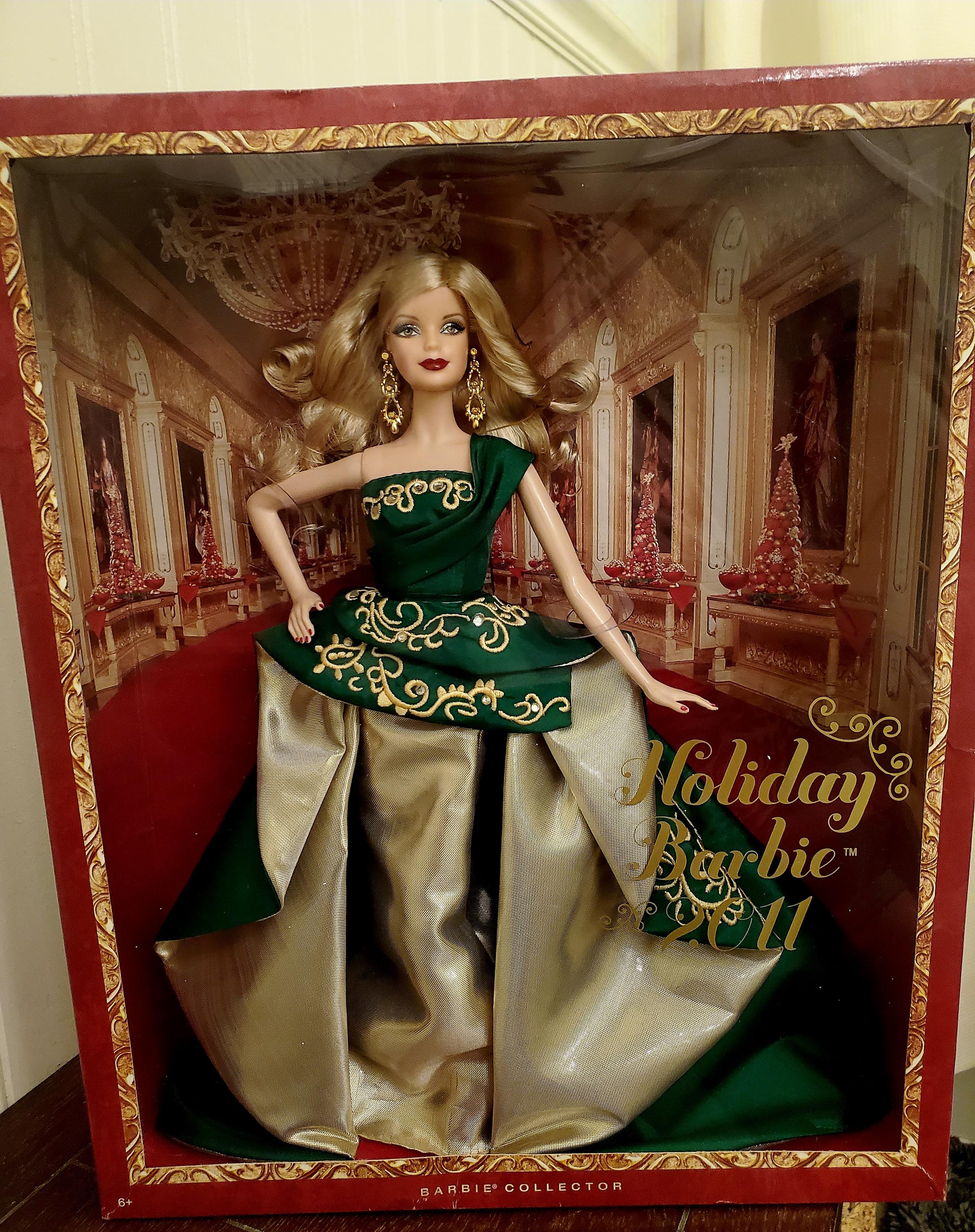 Barbie Mattel-Barbie Hollidays 2011 NB, Vente aux enchères : Jouets