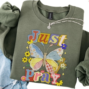 Pray Faux Patchwork Sweatshirt, Retro Ransom Letter Christian Sweater, Jesus Bible Verse Gift, Aesthetic Faith Apparel, Religious Crewneck
