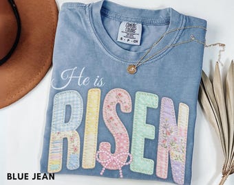 Komfort Farben Er ist auferstanden Shirt, Faux Patchwork Christian Ostern T-Shirt Bibel Vers Retro gestepptes, religiöses Geschenk für Frauen Kinder Sonntag Kirche