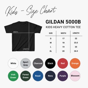 Size and color chart for the Youth size T-shirt Model Gildan 5000B, displaying the shirt layed flat for reference, sizes and measurements within a table in inches, available in sizes S, M, L and XL