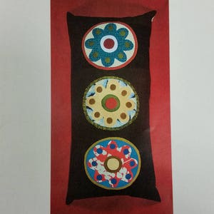 Dandelion Pillow by Sue Spargo Folk-art Quilts Pattern