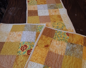 Sunshine & Flowers Custom Quilted Table Runner and Matching Placemats