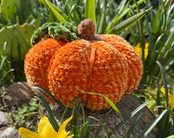 Crocheted pumpkin – autumn decoration
