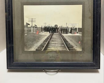 Simpson, Caroline du Nord, années 1920 R.E.S. / Photo de dédicace d'Oasis Railroad - Grande - Nouvelle voie