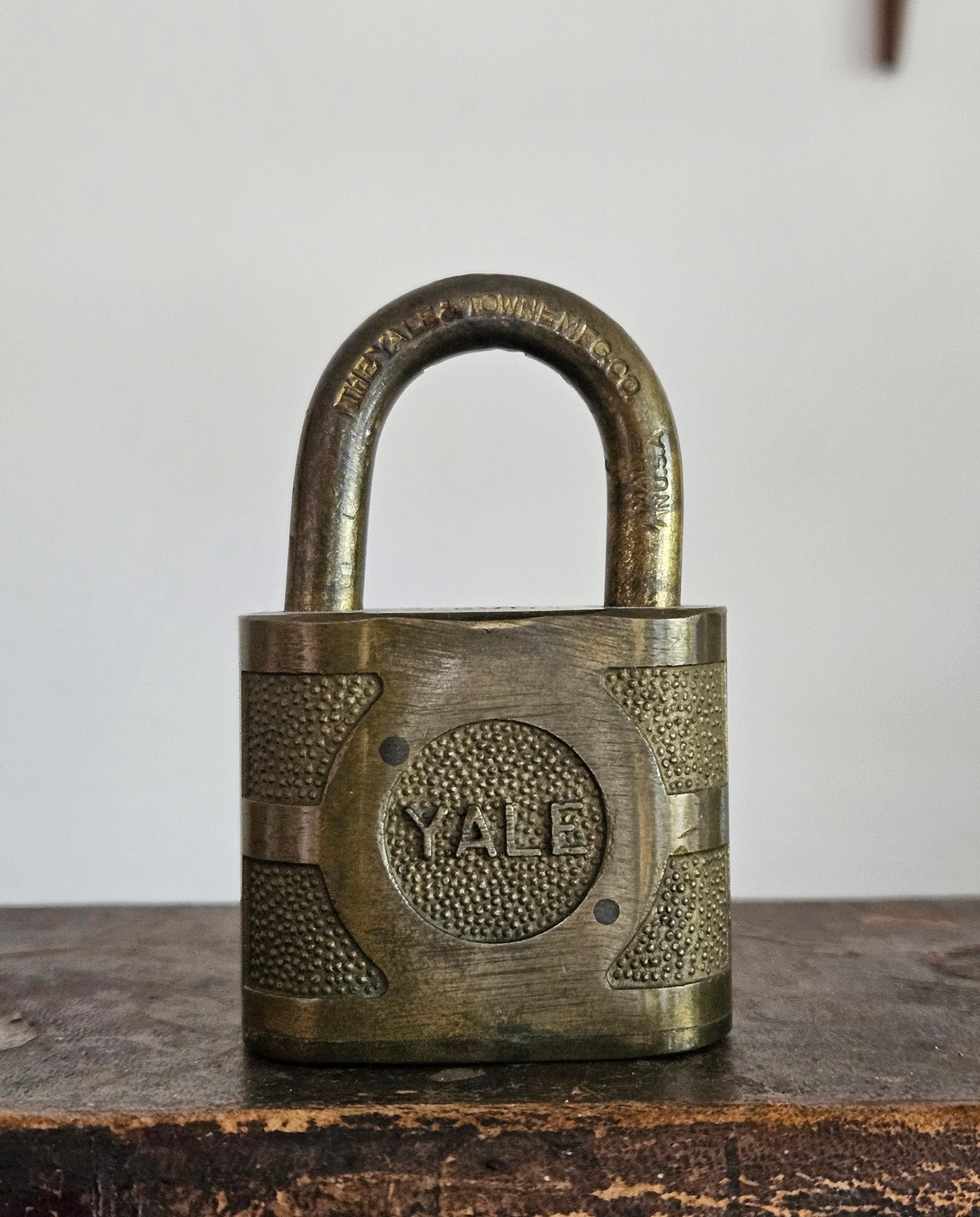 Yale Towne Padlock - Etsy