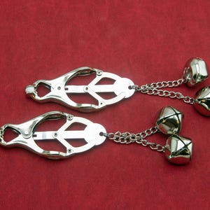 Clover Nipple Clamps with Bells