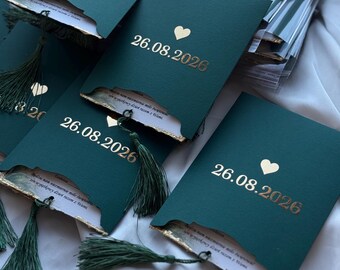 Smaragdgrüne Hochzeitseinladungen, luxuriöse Einladungen mit Datumsverzierung in Goldfolie, elegantes handgefertigtes Einladungsset, minimalistische Hochzeitspapeterie, individuelle Einladungen