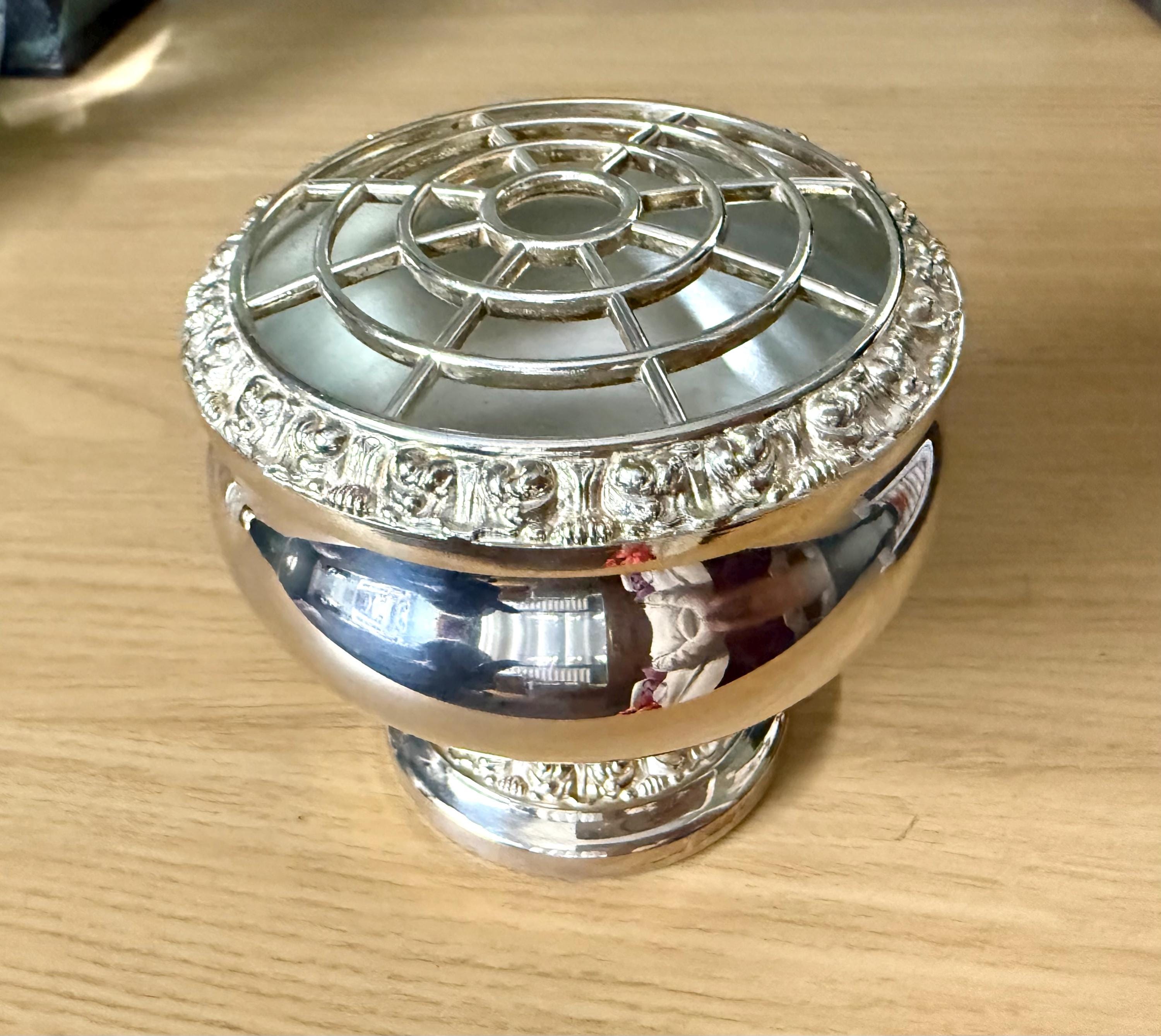Ianthe Rose Bowl - Etsy