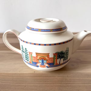 Villeroy & Boch Via Appia Teapot – Vintage Porcelain Teapot with Lid – Colourful Roman Design – Made in Luxembourg