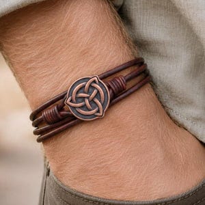 Bracelet celtique en cuivre avec symbole Triquetra, bracelet en cuir, bijou irlandais, cadeau pour homme