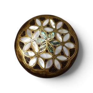 Handmade Mother of Pearl Compact Mirror, Floral Abalone Inlay, Vintage Style
