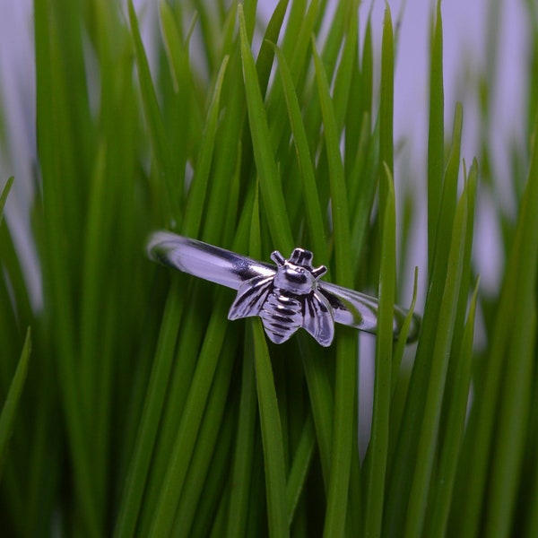 Sterling Silver Tiny Bee Ring