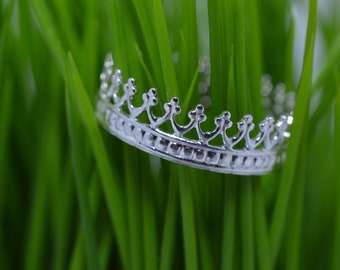 Crown Ring in Sterling Silver / Princess / Queen / Royalty / King - 925 Filigree Stack Ring- Style 1