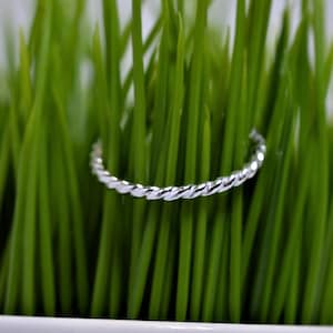 Sterling Silver Twist Rope Ring - Silver Stacking Ring / 925 Stack / Simple / Modern