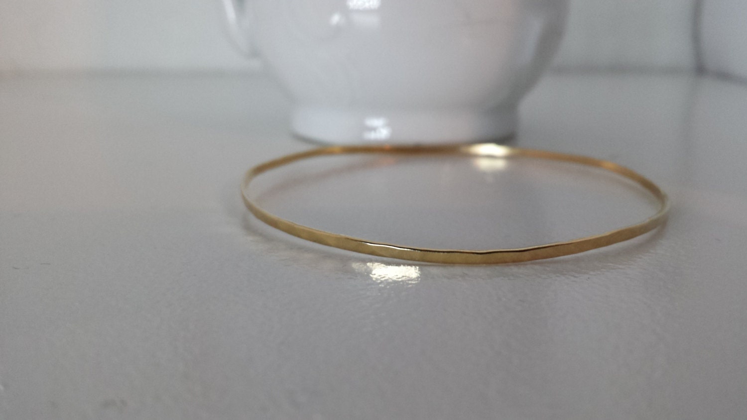 14k Gold Skinny Hammered Bangle Bracelet - SOLID GOLD
