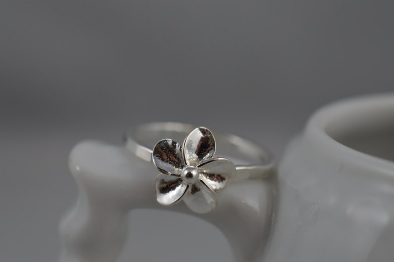 Flower Ring in Sterling Silver / 925 Floral Stacking/Stack Ring / Nature image 1