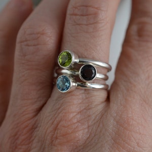 Sterling Silver Peridot Ring - August Birthstone