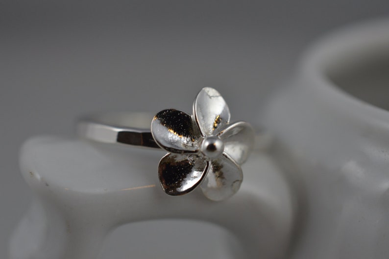 Flower Ring in Sterling Silver / 925 Floral Stacking/Stack Ring / Nature image 2