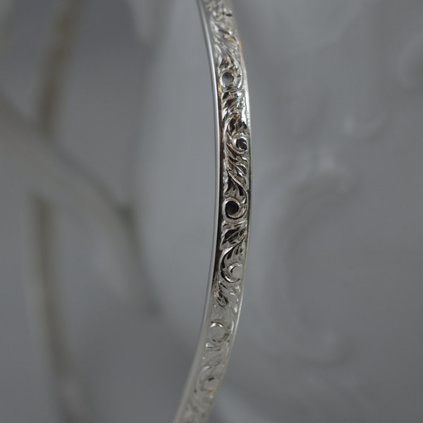 Vine Pattern Bangle Bracelet in Sterling Silver / 925 Skinny Stack/Stacking Bangle / Nature / Scroll / Floral