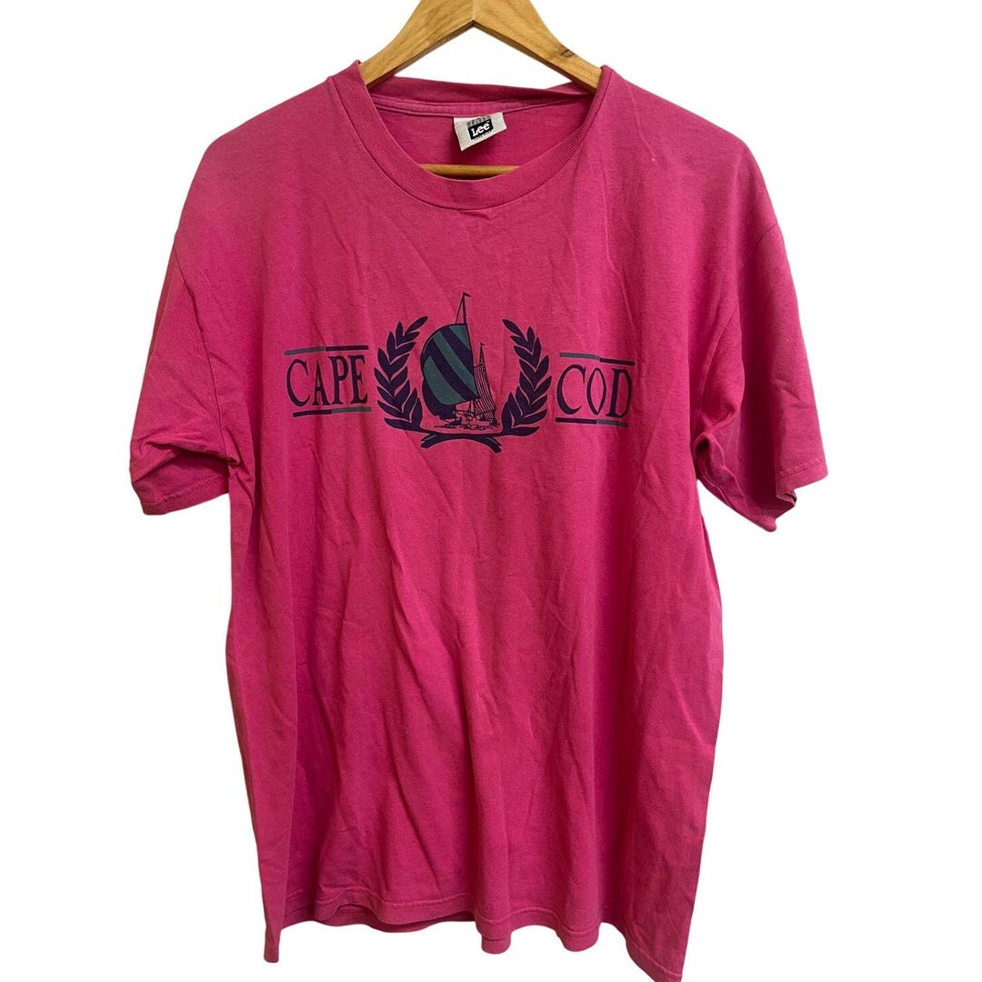 Vintage Lee Cape Cod Graphic T Shirt Pink Mens Large 42” Chest USA Made ...