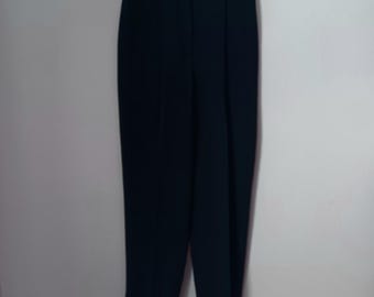 Pantalones Giorgio Armani Le Collezioni de seda negra, plisados, de talle alto, talla 8
