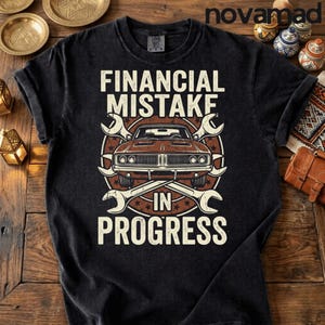 Finansiellt misstag pågår PNG: Mekanisk bilhumor png Tuningkulturestetik png Autoentusiastdesign (digital nedladdning)