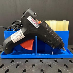 Large Hot Glue Gun Station with Drip Tray and Full Size Tool Stand Blå