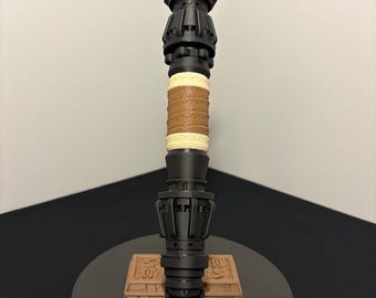 Empuñadura del sable de luz de Rey Skywalker / Star Wars