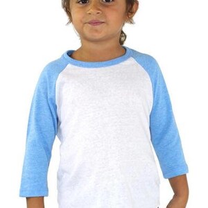 Füge deiner lil Threadz Bestellung die Raglan Shirt Option hinzu