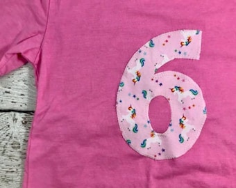 レインボーユニコーンシャツ、ユニコーンパーティー、ユニコーンの衣装、ユニコーンの誕生日、ユニコーンシャツ、ユニコーンTシャツ、ピンクのユニコーン、女の子のシャツ、ピンクのシャツ