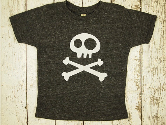 Skull and Crossbones shirt toddler tee boys and girls tshirt | Etsy