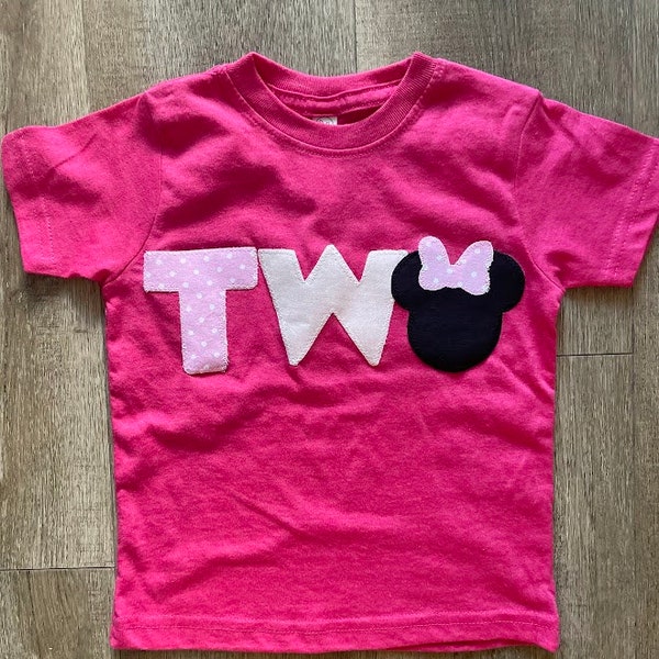 Minnie Mouse Inspired Birthday Shirt/ Pink and Black Minnie Birthday Outfit/ I'm this Minnie Girls Birthday Shirt/ twodles