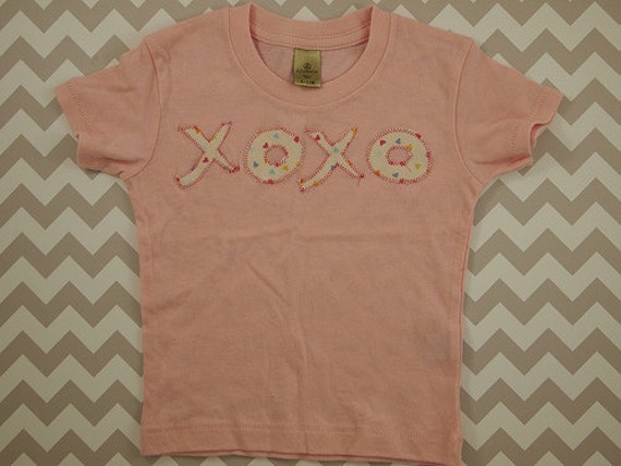 Valentine's day tshirt xoxo retro heart fabric Childrens Valentines Day gift Il_570xn