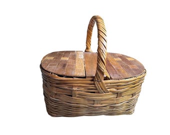 Vintage Wicker Picnic Basket Inlaid Wood Slat Split Lid Oval Woven Reed Handle