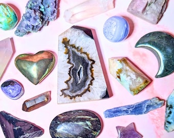 Mystery Crystal Bundle | Intuitively Chosen Crystals | Healing Crystal Box Gift | Spiritual Gift | Tiered Surprise Box
