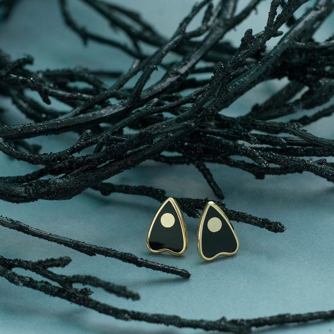 •SMALL PLANCHETTE• bronze stud earrings