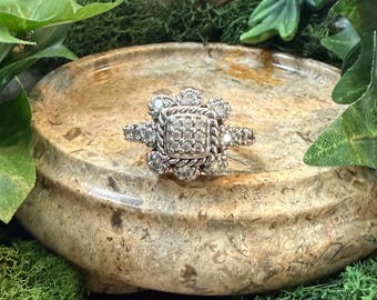 Anillo de plata de ley con circonita cúbica de Judith Ripka, talla 9 de EE. UU.