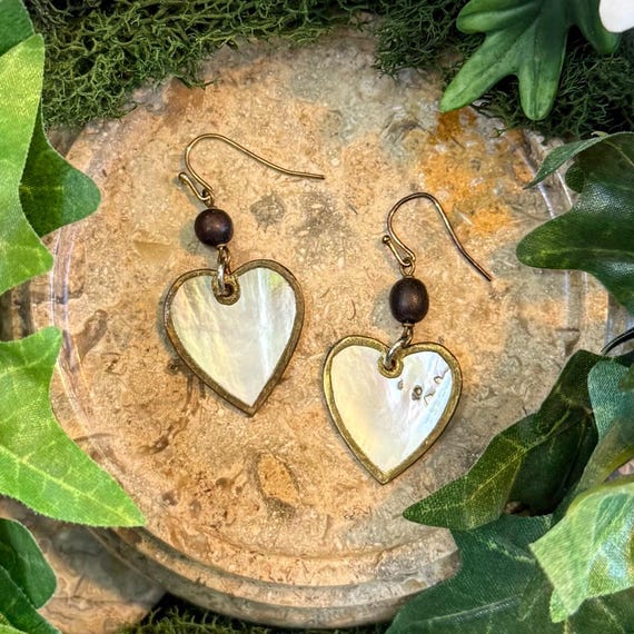 Vintage Mother of Pearl Heart Charm Dangle Earrings
