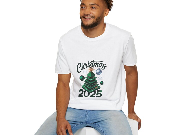 Christmas Tree 2025 T-Shirt, Unisex Holiday Tee, Festive Shirt, Christmas Apparel, Gift for Him/Her, Winter Celebration Wear
