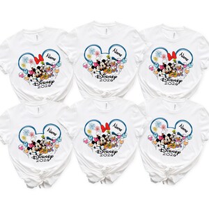 Disney Trip 2026 Family Matching Shirt, Disneyland Group Custom Shirt, Magic Personalized Tee bild 3
