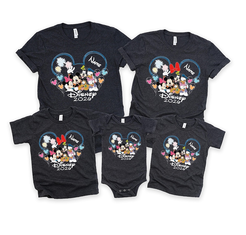 Disney Trip 2026 Family Matching Shirt, Disneyland Group Custom Shirt, Magic Personalized Tee bild 2