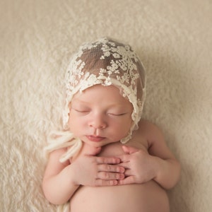 Newborn bonnet, Newborn photo prop, Newborn lace bonnet, newborn photography prop, newborn prop bonnet