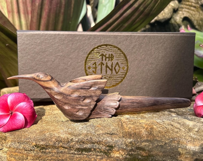 Smoking tobacco pipe “Etnic Hummingbird” carved from single wooden block high quality carving durable Solid Dark Wood.