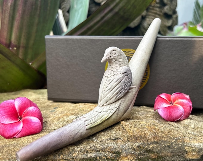Tepi "Turning Bird" carved from single wooden block. Traditional Ethnic pipe. Solid Dark Waru wood Tepi.