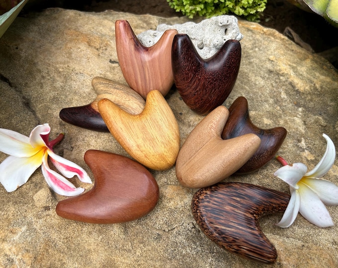 Kuripe pipe Love Shape style wood for your choice. Single block wooden kuripe.