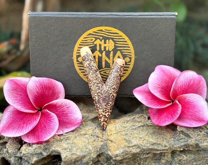 Balinese Sun Burned Ornament Kuripe, Handcrafted from Cemara Wood