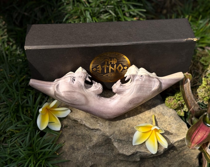 Tepi "Double Jaguar" carved from single wooden block. Traditional Ethnic pipe. Dark Waru wood Tepi.