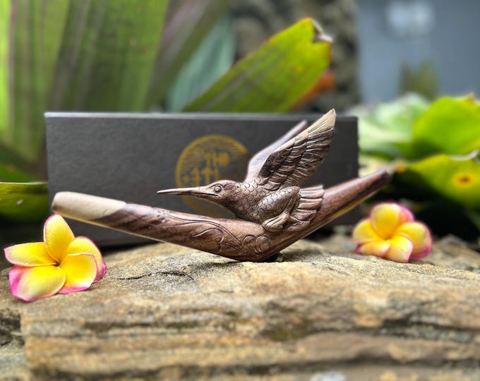 Tepi "Flying Hummingbird" carved from single wooden block. Traditional Ethnic Tepi pipe.Dark wood Tepi pipe.