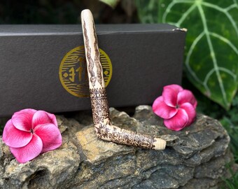 Tepi “Serpent” Handcrafted Crocodile Wood with Burned Ornament